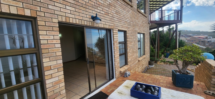 5 Bedroom Property for Sale in Dana Bay Western Cape